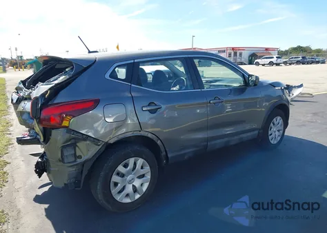 2018 Nissan Rogue Sport S z USA, uszkodzony, nr VIN JN1BJ1CP8JW109893